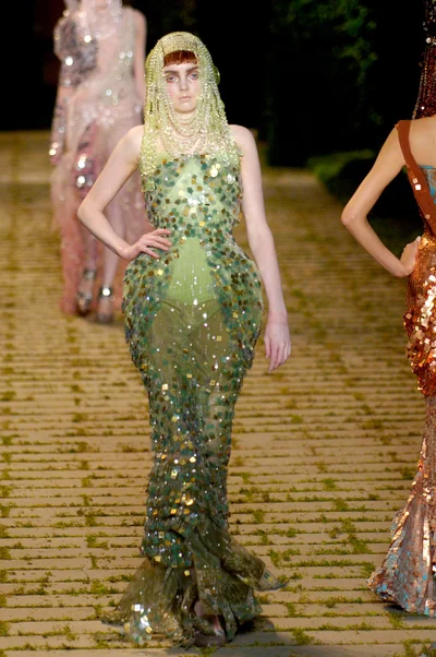 Look 4